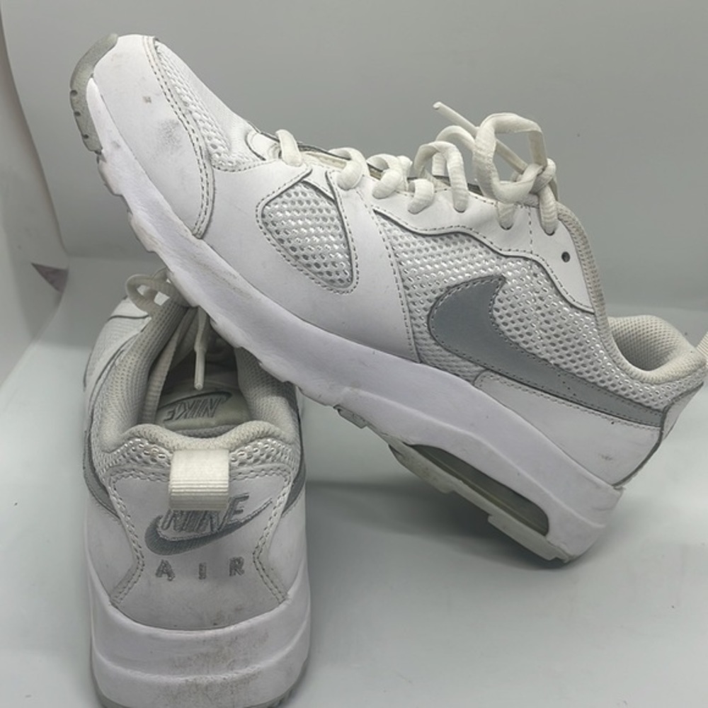Nike Shoes Nike Air Max size 8.5 white with gray athletic - Picture 6 of 9